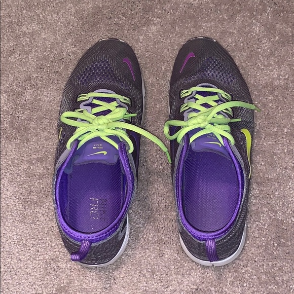 Nike Running Shoes - Picture 5 of 5